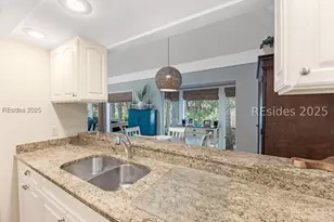 112 Devils Elbow Ln, Hilton Head Island, SC 29926 - Photo 11