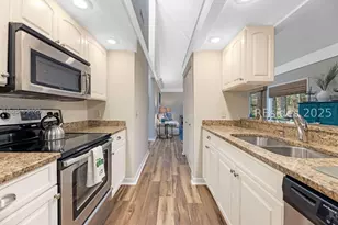 112 Devils Elbow Ln, Hilton Head Island, SC 29926 - Photo 13