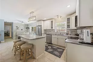 8 Flamingo St, Hilton Head Island, SC 29928 - Photo 3