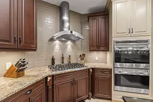 25 Long Brow Rd, Hilton Head Island, SC 29928 - Photo 21