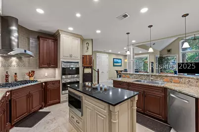 25 Long Brow Road, Hilton Head Island, SC 29928 - Photo 19