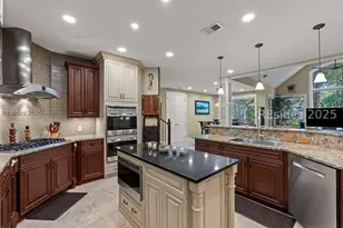 25 Long Brow Rd, Hilton Head Island, SC 29928 - Photo 19