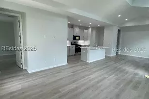 256 Tropics Ave, Hardeeville, SC 29927 - Photo 5