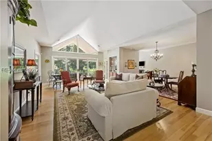 37 Queens Way, Hilton Head Island, SC 29928 - Photo 15