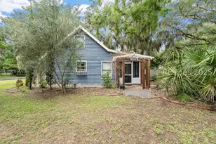 1114 12th St, Port Royal, SC 29935 - Photo 1