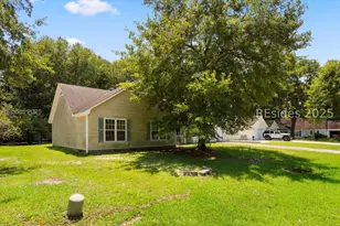 7 Wellena Ct, Beaufort, SC 29906 - Photo 3