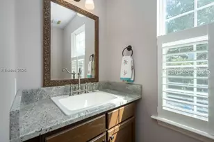 35 Cobblestone Ct, Hilton Head Island, SC 29928 - Photo 15
