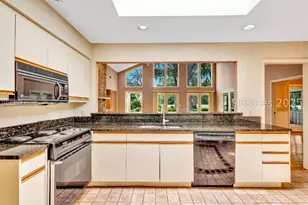 20 Woodbine Pl, Hilton Head Island, SC 29928 - Photo 19