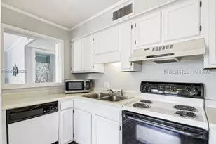 40 Folly Field Rd, Hilton Head Island, SC 29928 - Photo 11