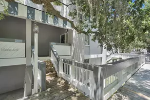 137 Cordillo Pkwy, Hilton Head Island, SC 29928 - Photo 3