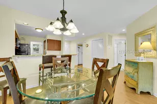 200 Colonnade Dr, Hilton Head Island, SC 29928 - Photo 15