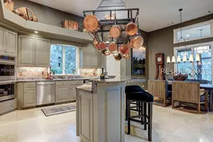 139 Victoria Dr, Hilton Head Island, SC 29926 - Photo 9