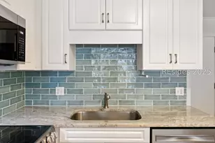 15 S Forest Beach Dr, Hilton Head Island, SC 29928 - Photo 11