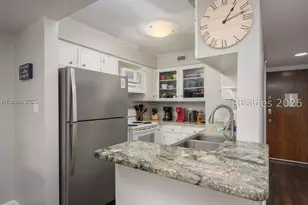 34 S Forest Beach Dr, Hilton Head Island, SC 29928 - Photo 7