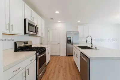 204 Mascot Court, Bluffton, SC 29909 - Photo 5