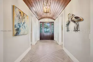 16 Juniper Ln, Hilton Head Island, SC 29928 - Photo 9