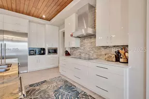 16 Juniper Ln, Hilton Head Island, SC 29928 - Photo 19