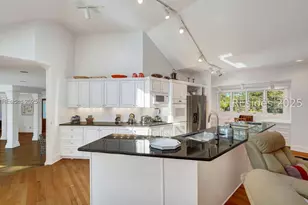 40 Bridgetown Rd, Hilton Head Island, SC 29928 - Photo 19