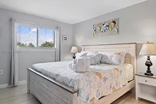 663 William Hilton Pkwy, Hilton Head Island, SC 29928 - Photo 7