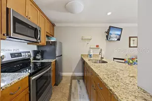 43 S Forest Beach Dr, Hilton Head Island, SC 29928 - Photo 15