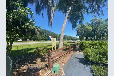 42 Plantation Park Drive, Bluffton, SC 29910 - Photo 7