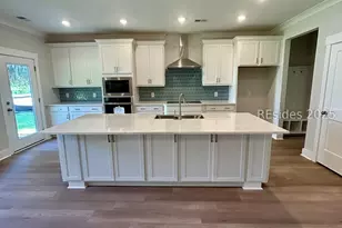 1 Alumni Rd, Beaufort, SC 29907 - Photo 9