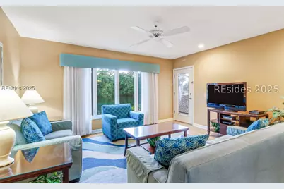 55 Bareclona Road #260-B, Hilton Head Island, SC 29928 - Photo 5
