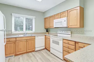 55 Bareclona Rd, Hilton Head Island, SC 29928 - Photo 27