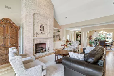 21 Strawberry Hill Road, Hilton Head Island, SC 29928 - Photo 11