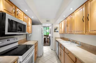 137 Cordillo Pkwy, Hilton Head Island, SC 29928 - Photo 9