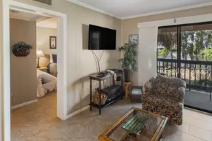40 Folly Field Rd, Hilton Head Island, SC 29928 - Photo 15