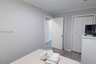 40 Folly Field Rd, Hilton Head Island, SC 29928 - Photo 5