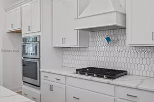 36 Tuscarora Ave, Beaufort, SC 29907 - Photo 13