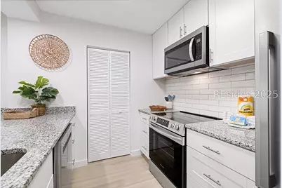 34 S Forest Beach Drive #D9, Hilton Head Island, SC 29928 - Photo 7