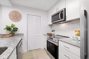 34 S Forest Beach Dr, Hilton Head Island, SC 29928 - Photo 7