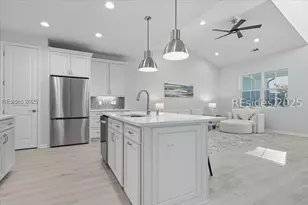 215 Tropics Ave, Hardeeville, SC 29927 - Photo 9