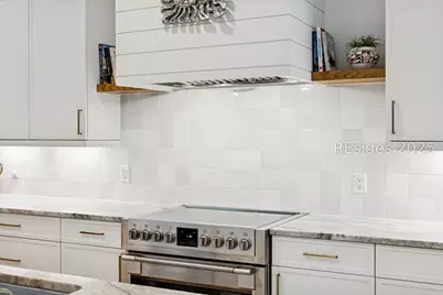 2 Ravenwood Road, Hilton Head Island, SC 29928 - Photo 37