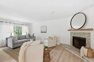 1 Gloucester Rd, Hilton Head Island, SC 29928 - Photo 15