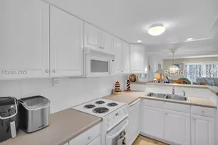 32 S Forest Beach S, Hilton Head Island, SC 29928 - Photo 15