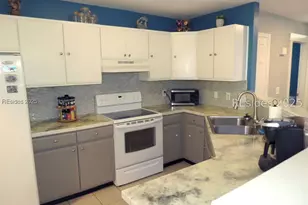 116 Black Watch Dr, Hilton Head Island, SC 29926 - Photo 5