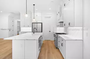 111 Willow Point Rd, Beaufort, SC 29906 - Photo 11