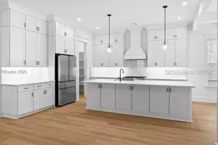 111 Willow Point Rd, Beaufort, SC 29906 - Photo 9