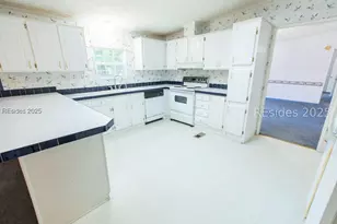 7 Allendale St, Bluffton, SC 29910 - Photo 9