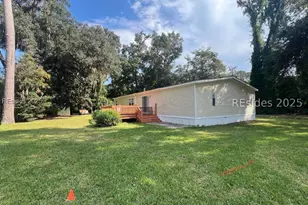 7 Allendale St, Bluffton, SC 29910 - Photo 5