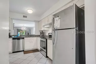 15 Deallyon Ave, Hilton Head Island, SC 29928 - Photo 7