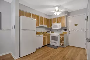 45 Folly Field Rd, Hilton Head Island, SC 29928 - Photo 7