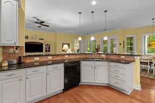 34 Glencairn Ave, Bluffton, SC 29910 - Photo 17