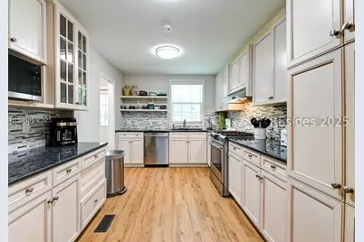 7 Periwinkle Lane, Hilton Head Island, SC 29928 - Photo 13