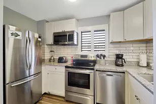 663 William Hilton Pkwy, Hilton Head Island, SC 29928 - Photo 11