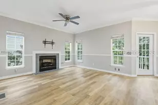 40 Victoria Square Dr, Hilton Head Island, SC 29926 - Photo 19